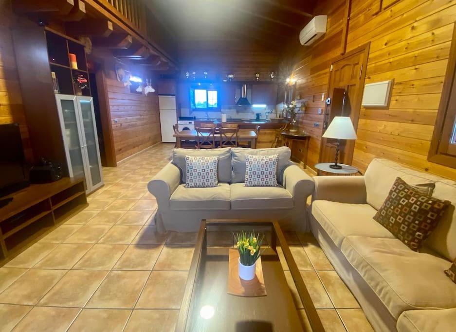 Casa De Madera Con Piscina En Cambrils * Tarragone